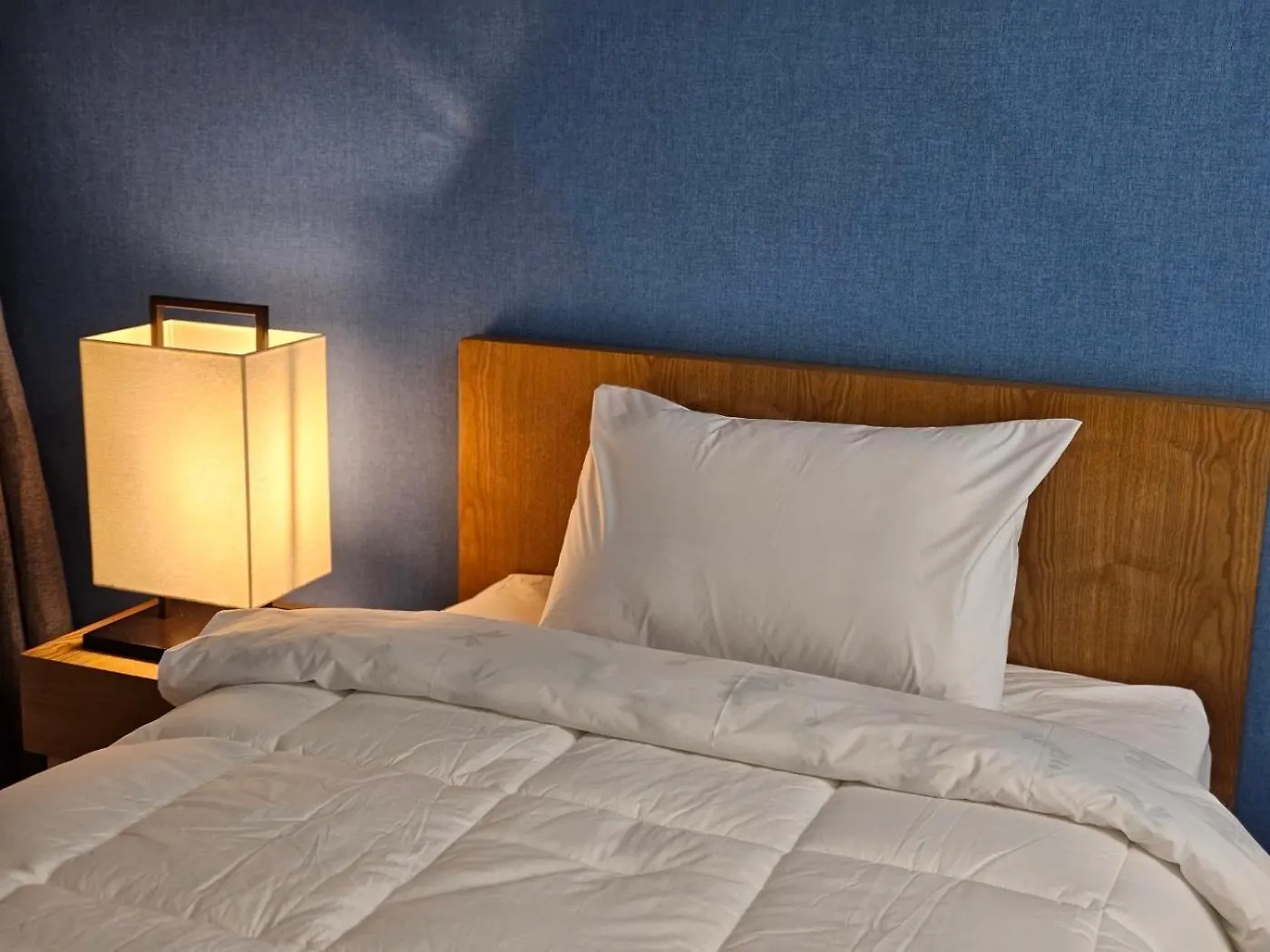 #2 Twin# 2 Minutes Run To The Sea, Close To The Sea, 5 Minutes To Club D Oasis Swimming Pool, Renewal Fresh Apartment Busan 0*,  South Korea